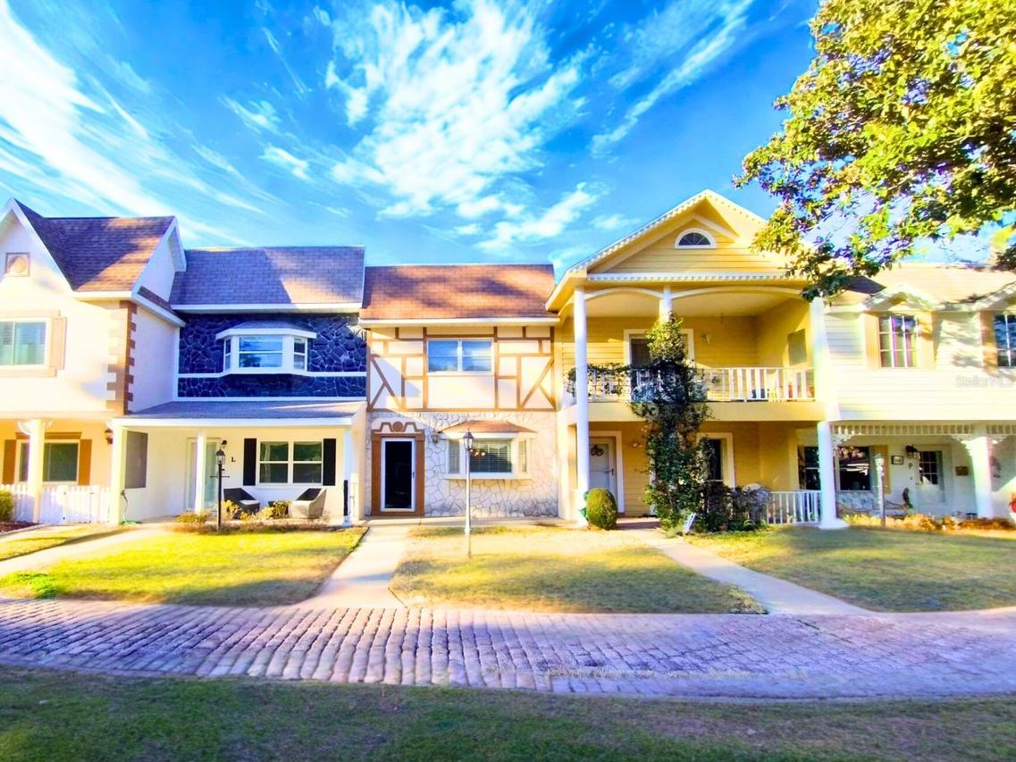 8830 SW 98 Pl. #M, Ocala, FL 34481