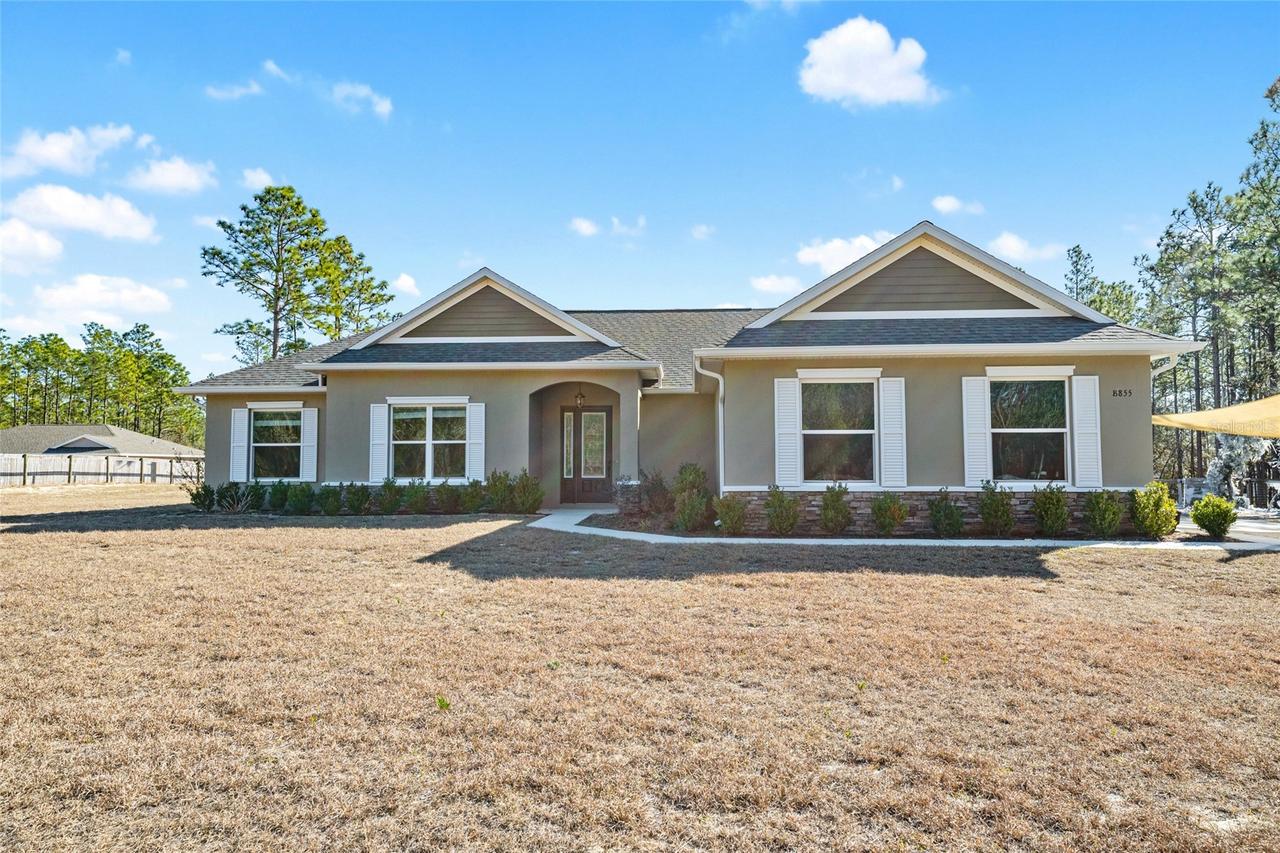 8855 SW 129th Terrace Rd., Dunnellon, FL 34432