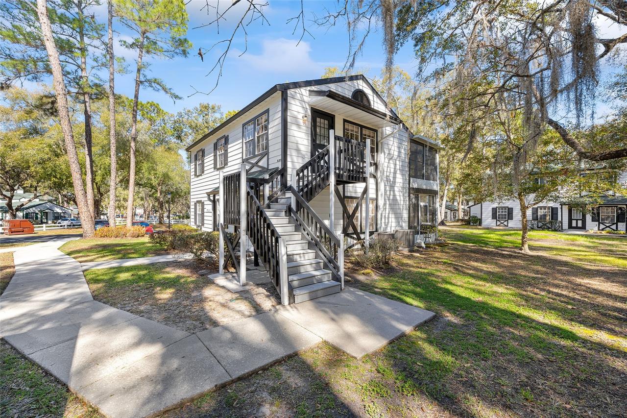 7930 Midway Drive Ter. #R201, Ocala, FL 34472