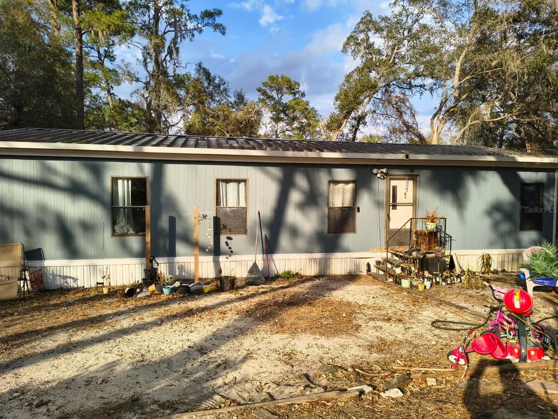 16365 SE 57th St., Ocklawaha, FL 32179