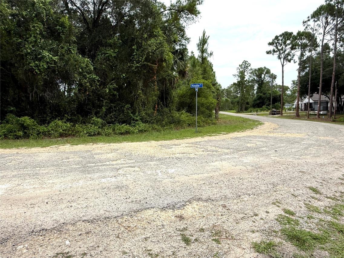 368 Nestle Ave., Lehigh Acres, FL 33972