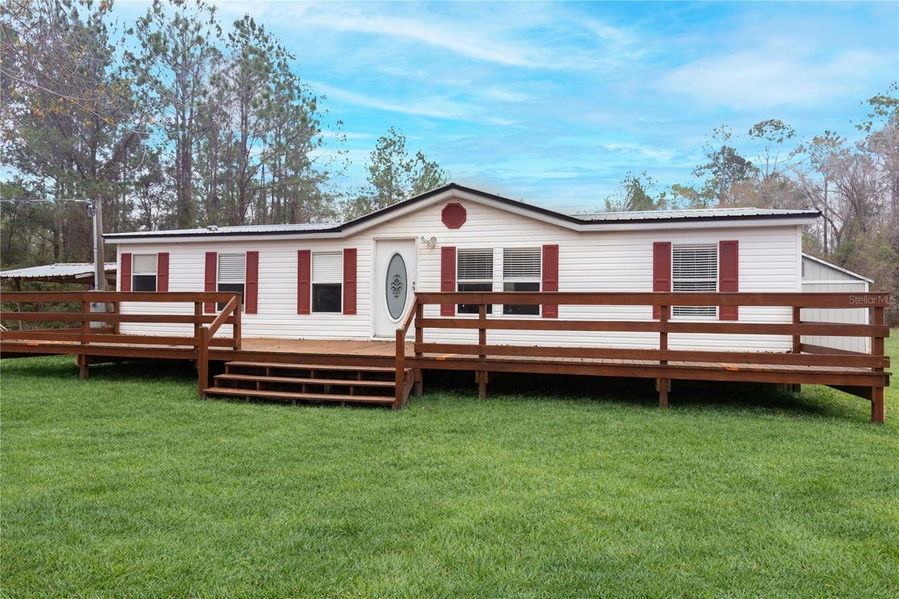 11602 NE Us Highway 301, Waldo, FL 32694