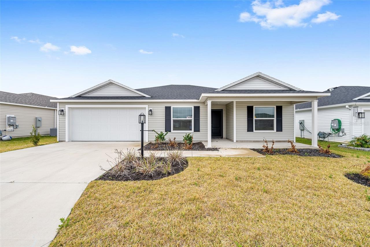 7608 Daniel Hearns Way, The Villages, FL 34762