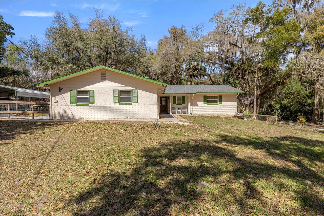 5947 Avenue C Ave., Mc Intosh, FL 32664