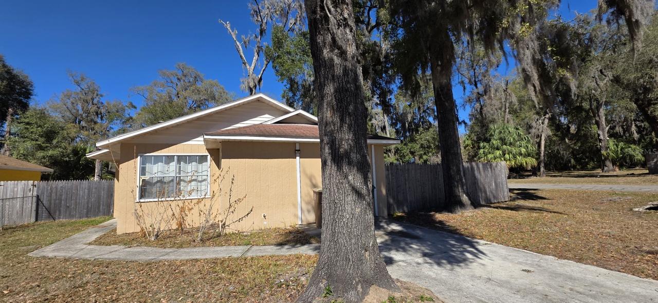 721 NE 26th St., Ocala, FL 34470