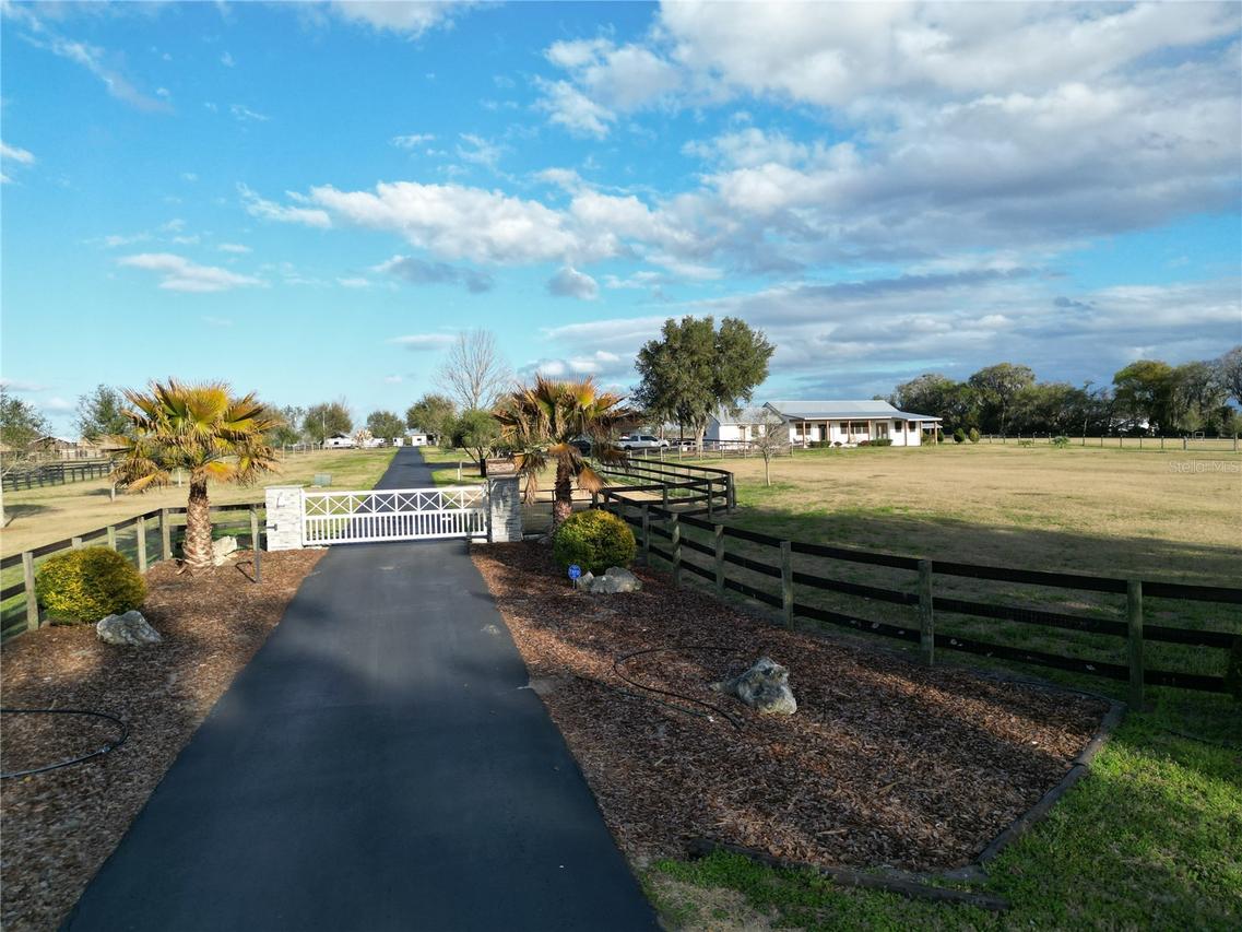 12895 NW Gainesville Rd., Reddick, FL 32686