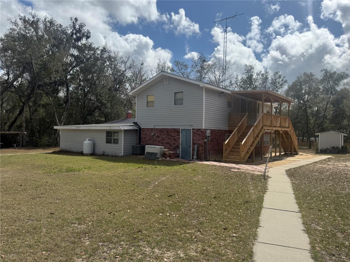 17645 NE 61st Street Rd., Silver Springs, FL 34488