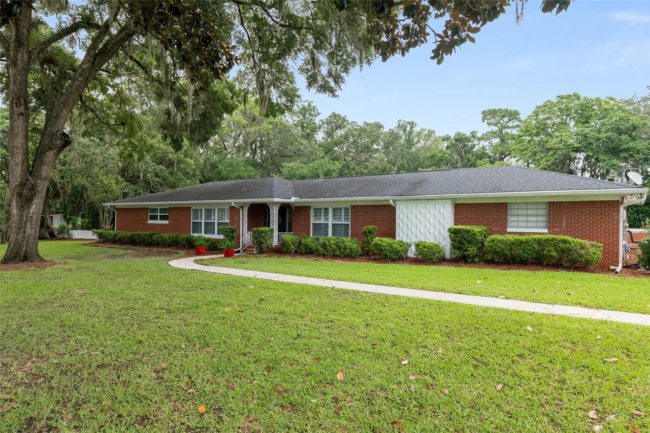 415 SE 22nd Ave., Ocala, FL 34471