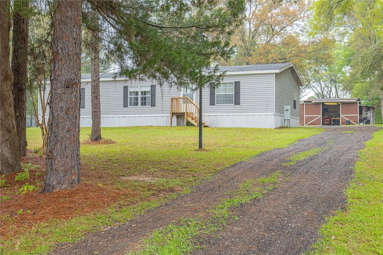 2727 E Center St., Inverness, FL 34453