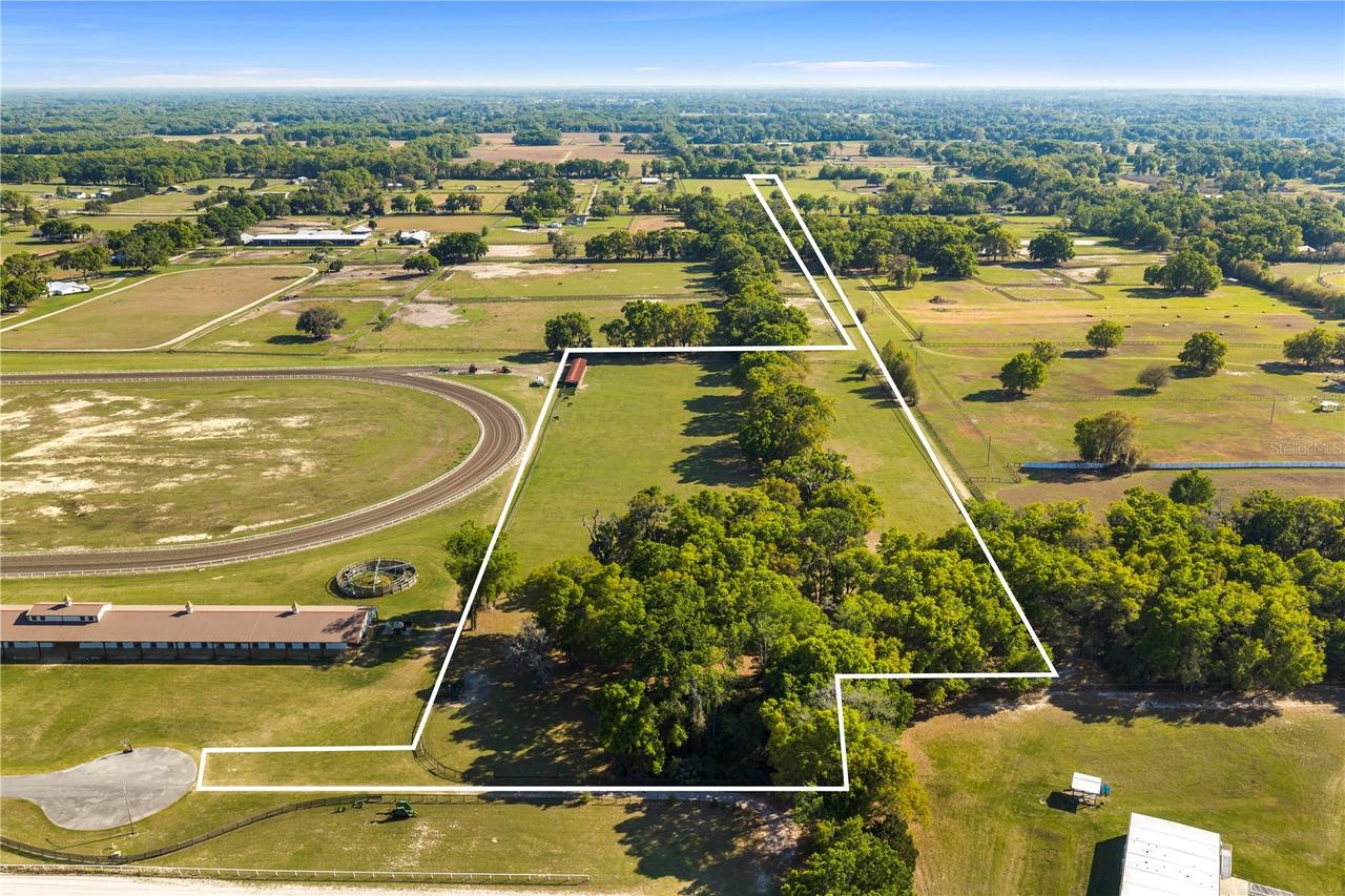 1150 NE 155 Place, Citra, FL 32113