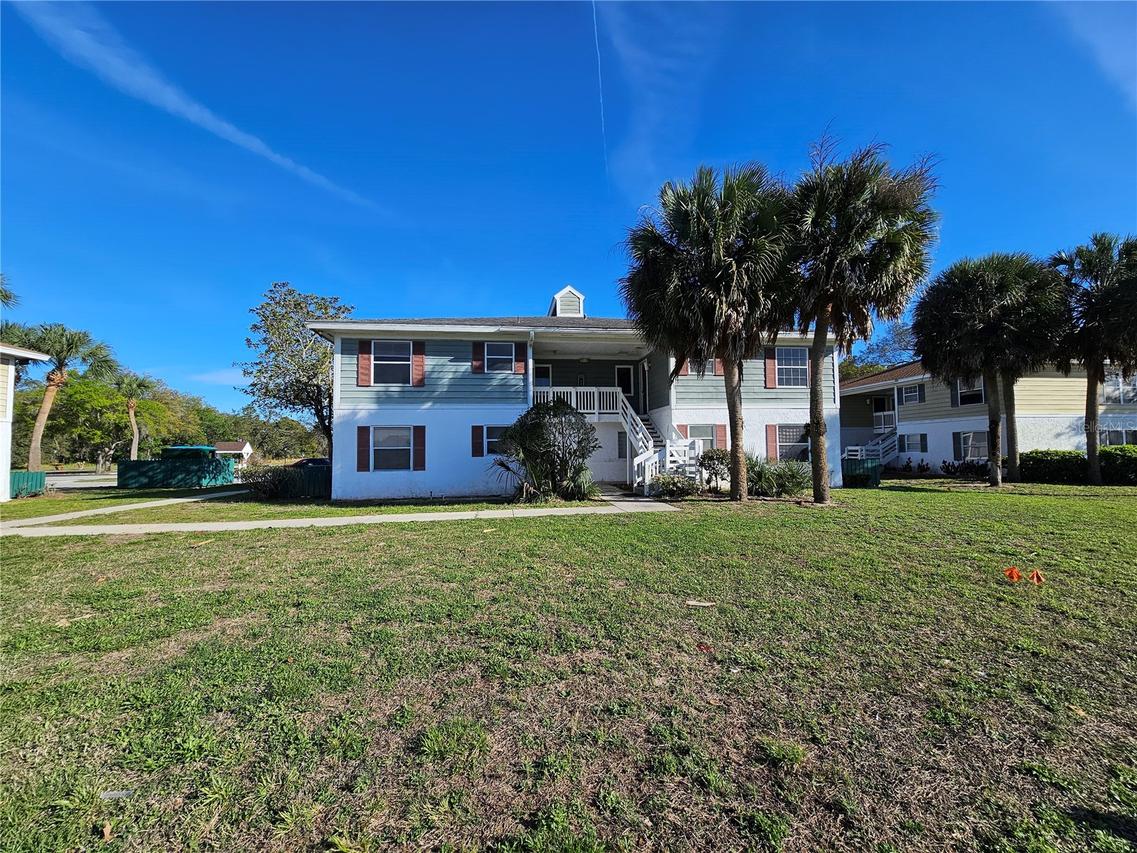 8142 Fairways Cir. #S204, Ocala, FL 34472