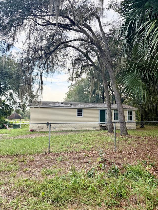 5756 NE 165th Terrace Rd., Silver Springs, FL 34488