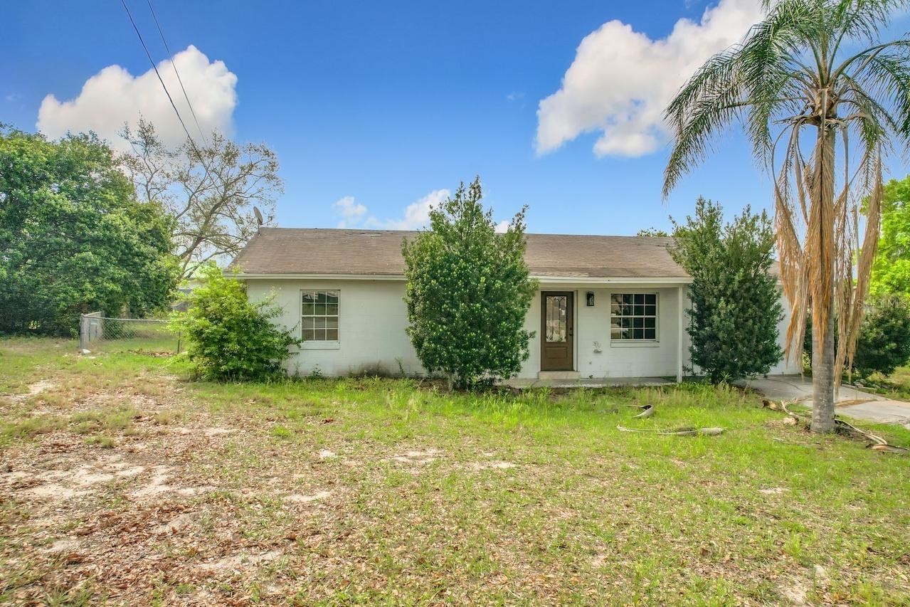 201 Valencia Dr., Auburndale, FL 33823