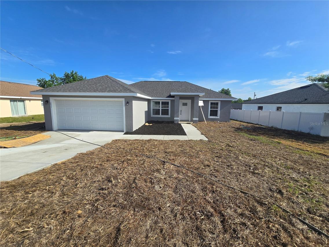 251 Chestnut Rd., Ocala, FL 34480