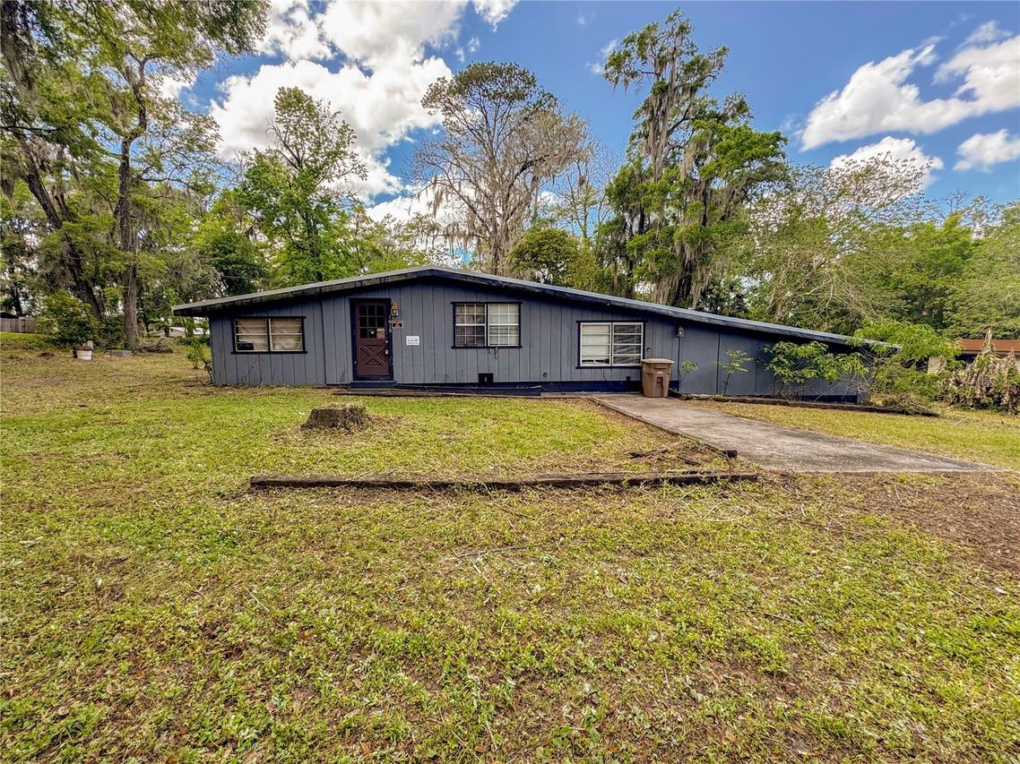1610 NE 14th Ave., Ocala, FL 34470