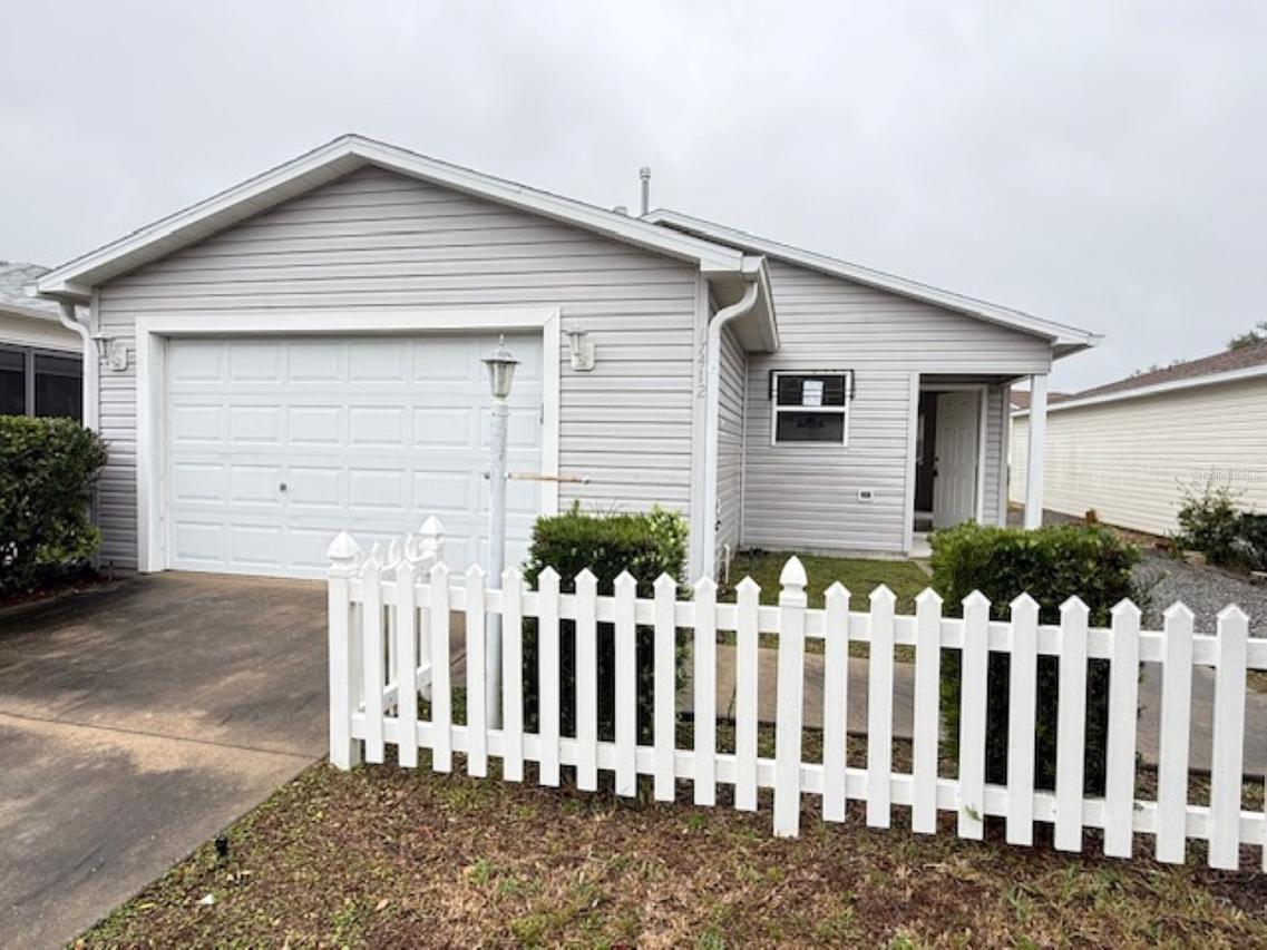 17412 SE 81st Newberry Ct., The Villages, FL 32162