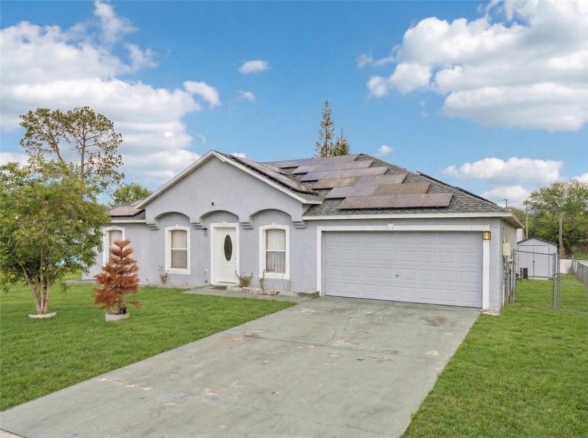 42 Inconnu Dr, Poinciana, FL 34759