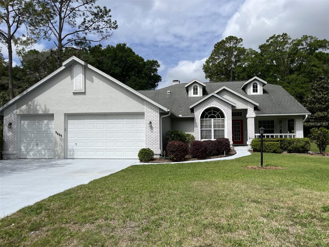 9660 SW 196th Avenue Rd., Dunnellon, FL 34432