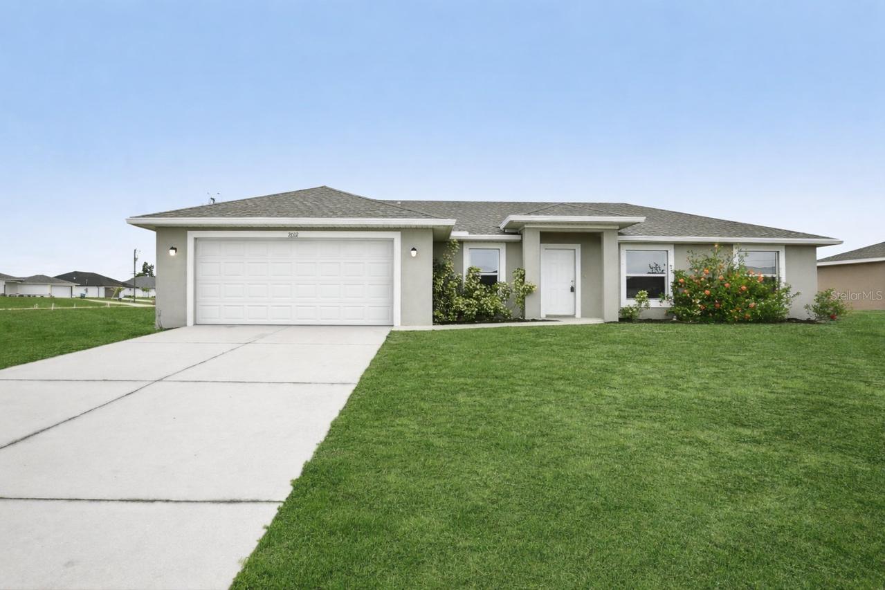 2012 NW Juanita Pl., Cape Coral, FL 33993