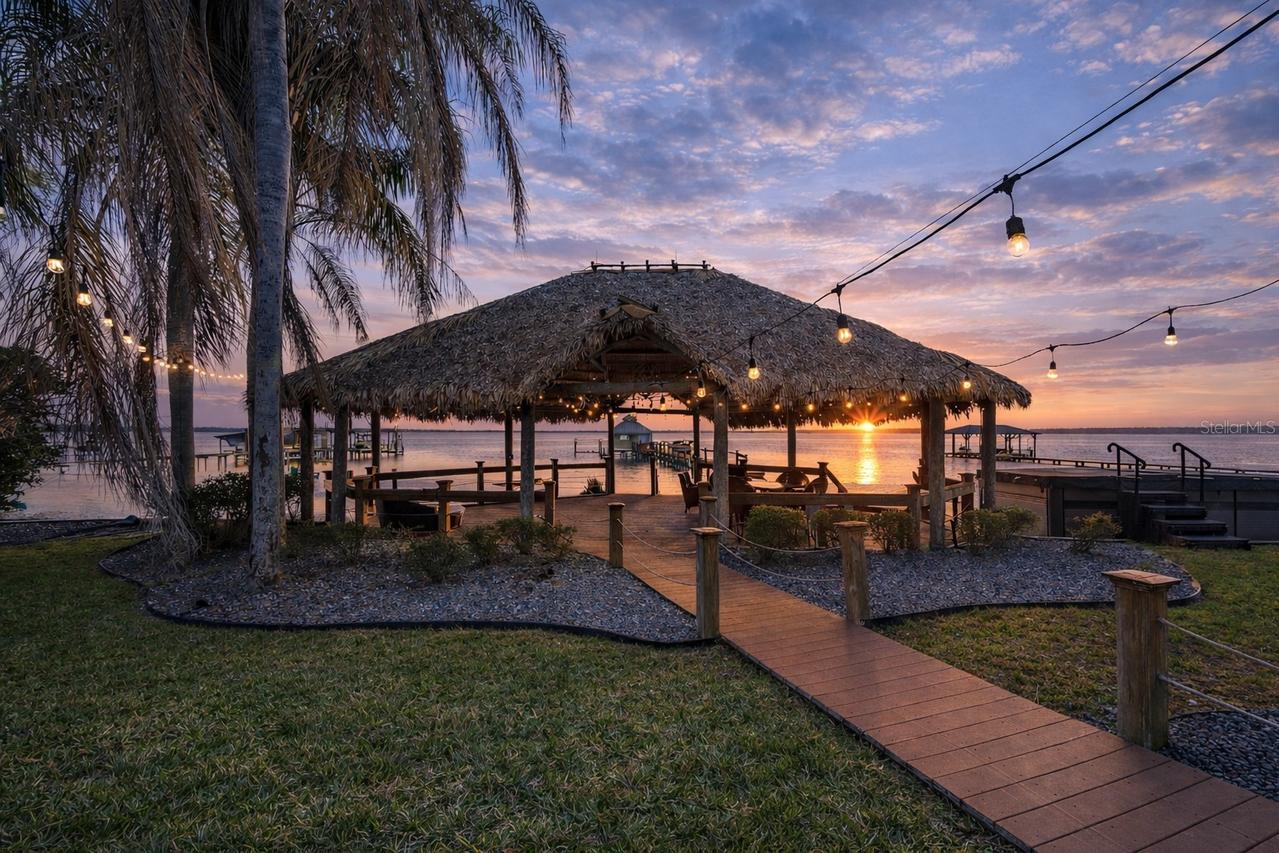 14261 SE 128th St., Ocklawaha, FL 32179