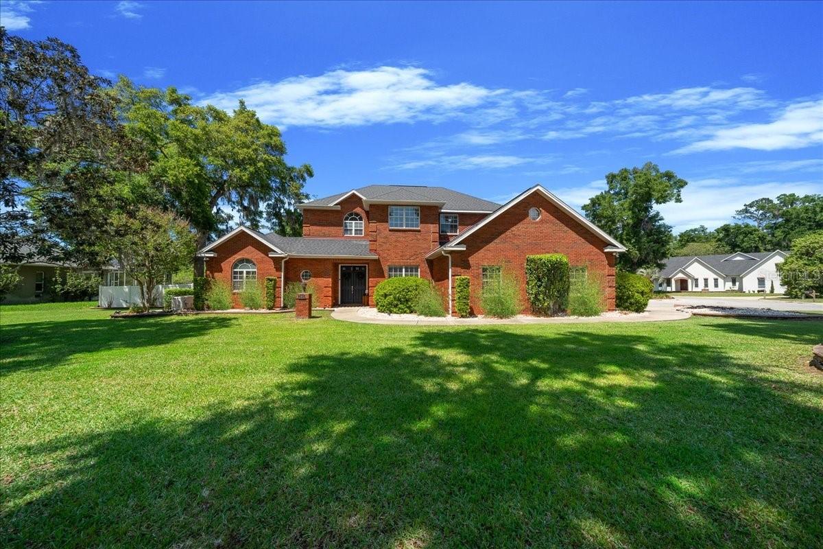 2411 SE 27th St., Ocala, FL 34471