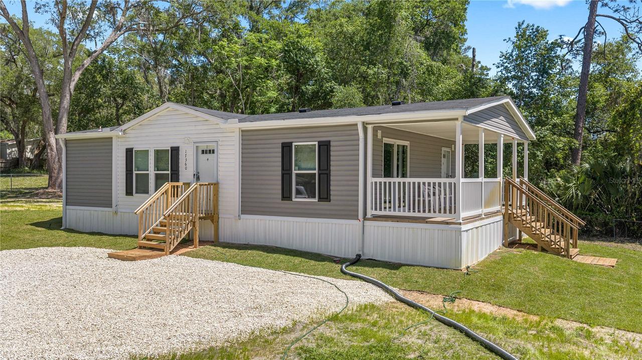 17360 SE 65th St., Ocklawaha, FL 32179