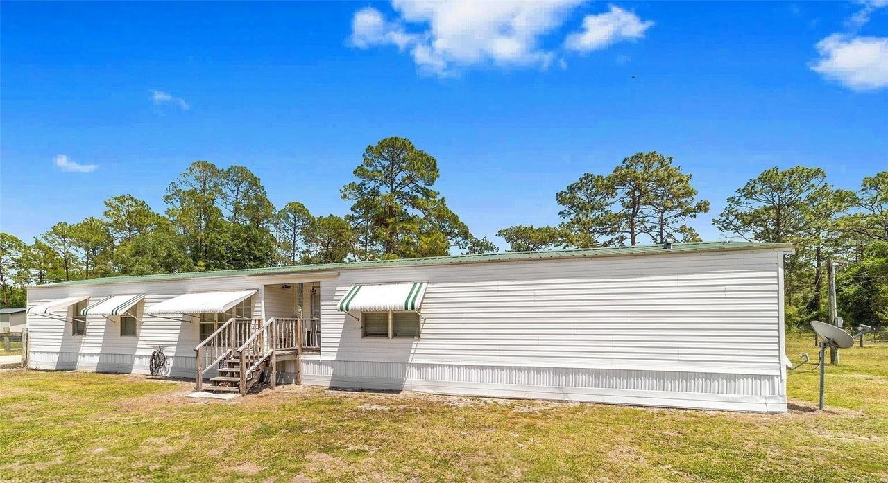 13261 NE 155th Ln., Fort Mc Coy, FL 32134