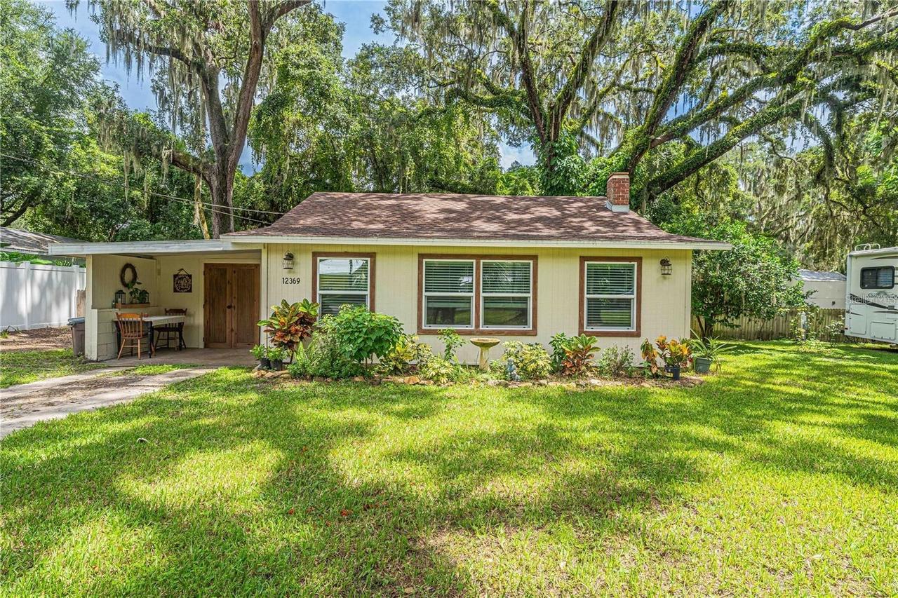 12369 SE 130th Ct., Ocklawaha, FL 32179