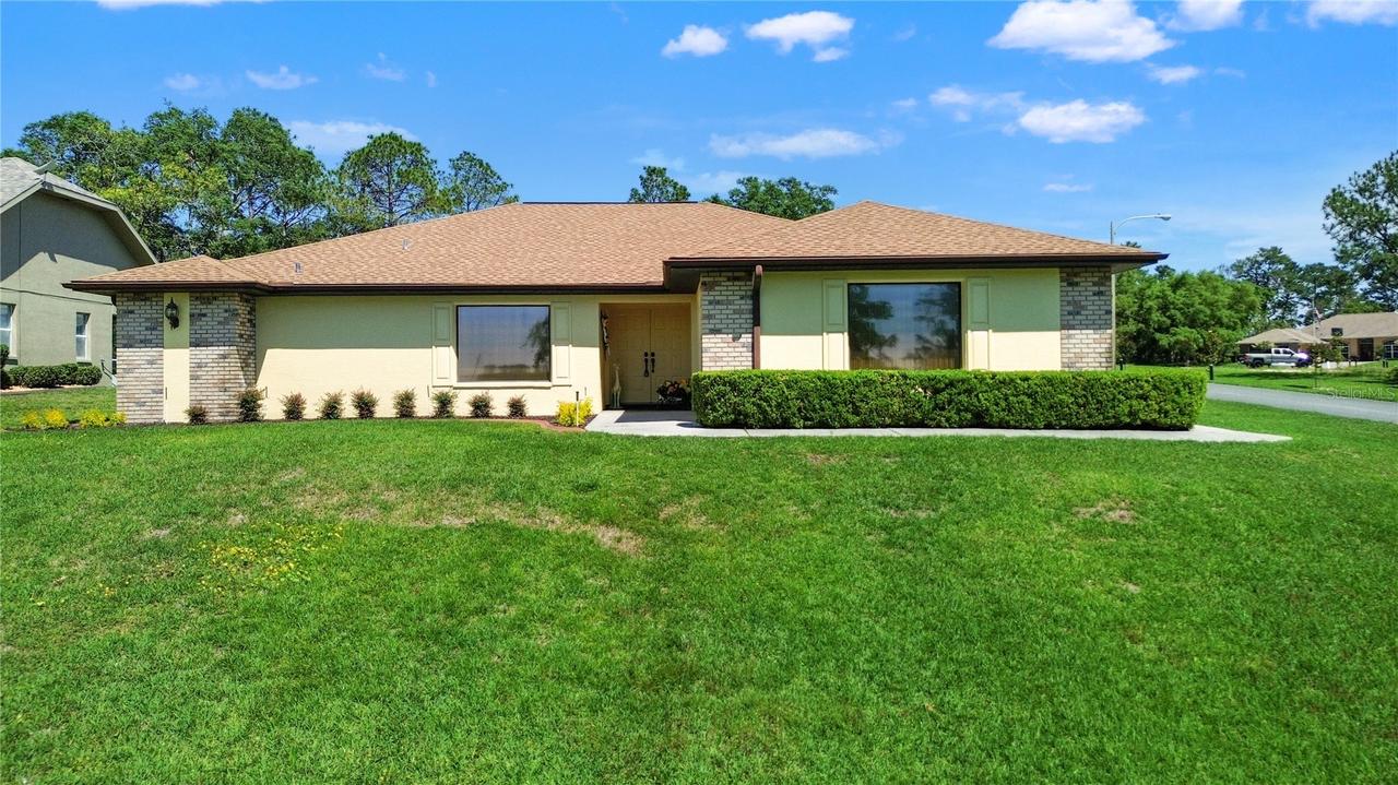 12001 Granada Pl., Weeki Wachee, FL 34614