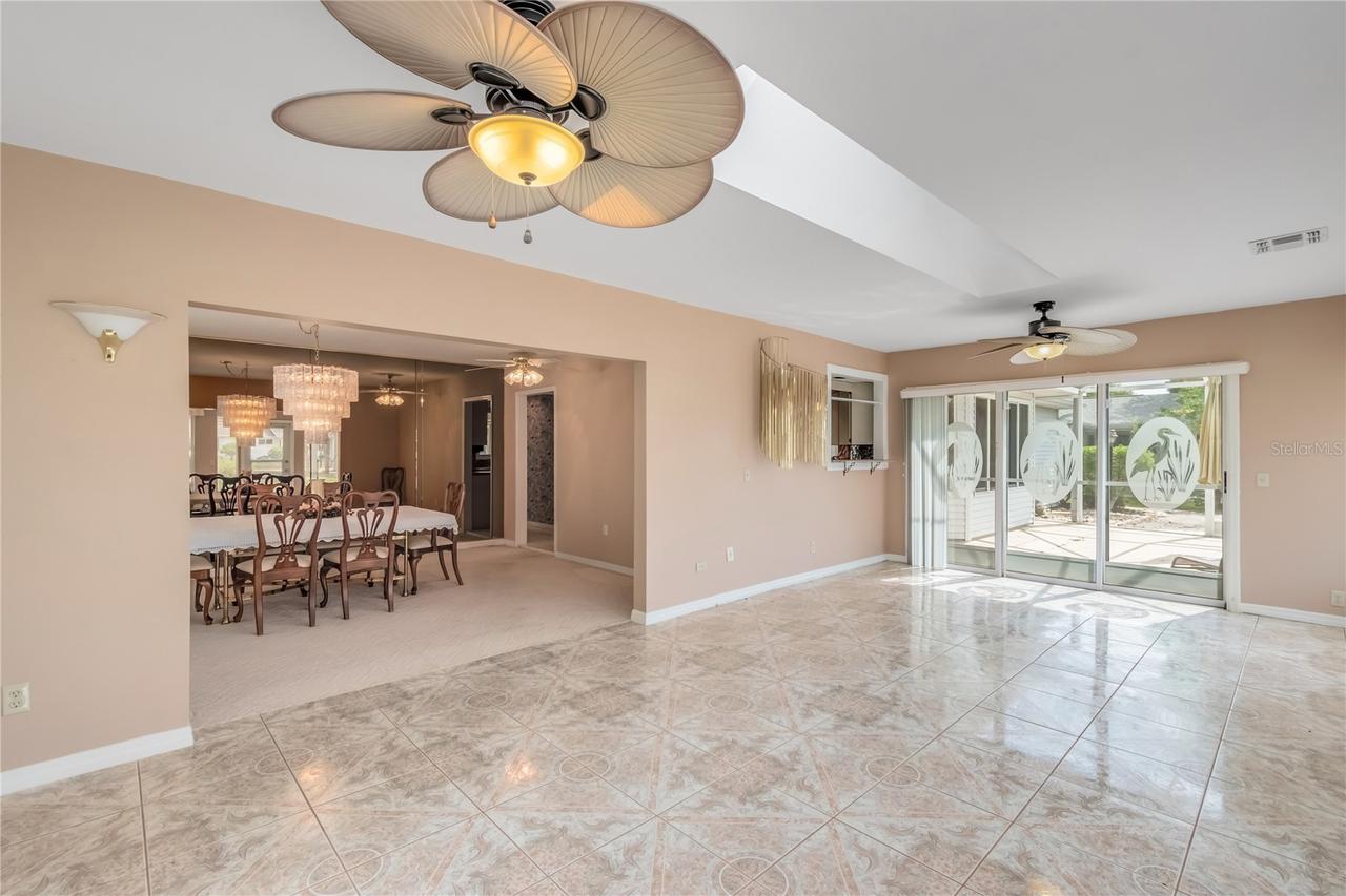 8156 SW 108th Lane Rd., Ocala, FL 34481
