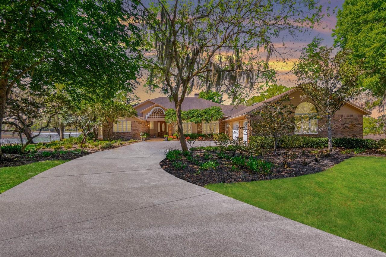 8950 E Eden Walk Ct., Inverness, FL 34450