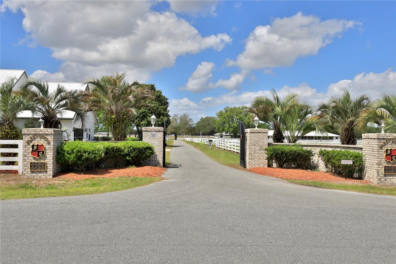 4450 SE 216th Ave. #Option 2, Morriston, FL 32668