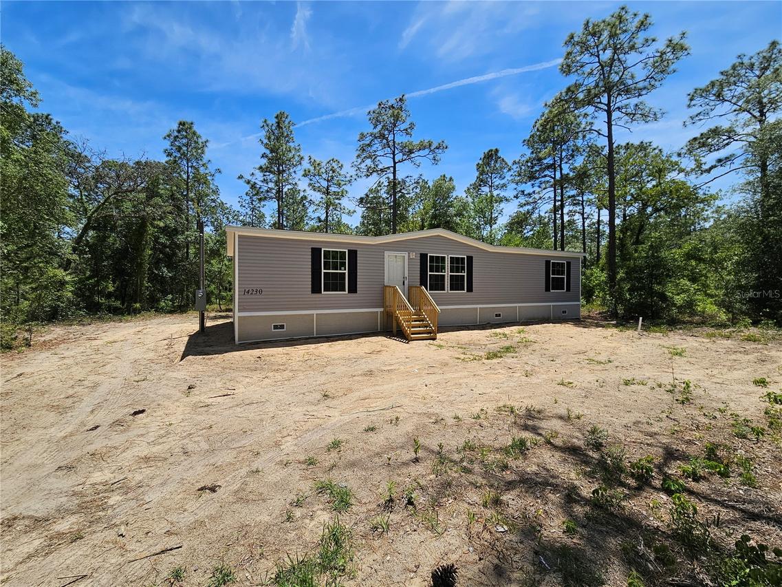 14230 SE 20th St., Morriston, FL 32668