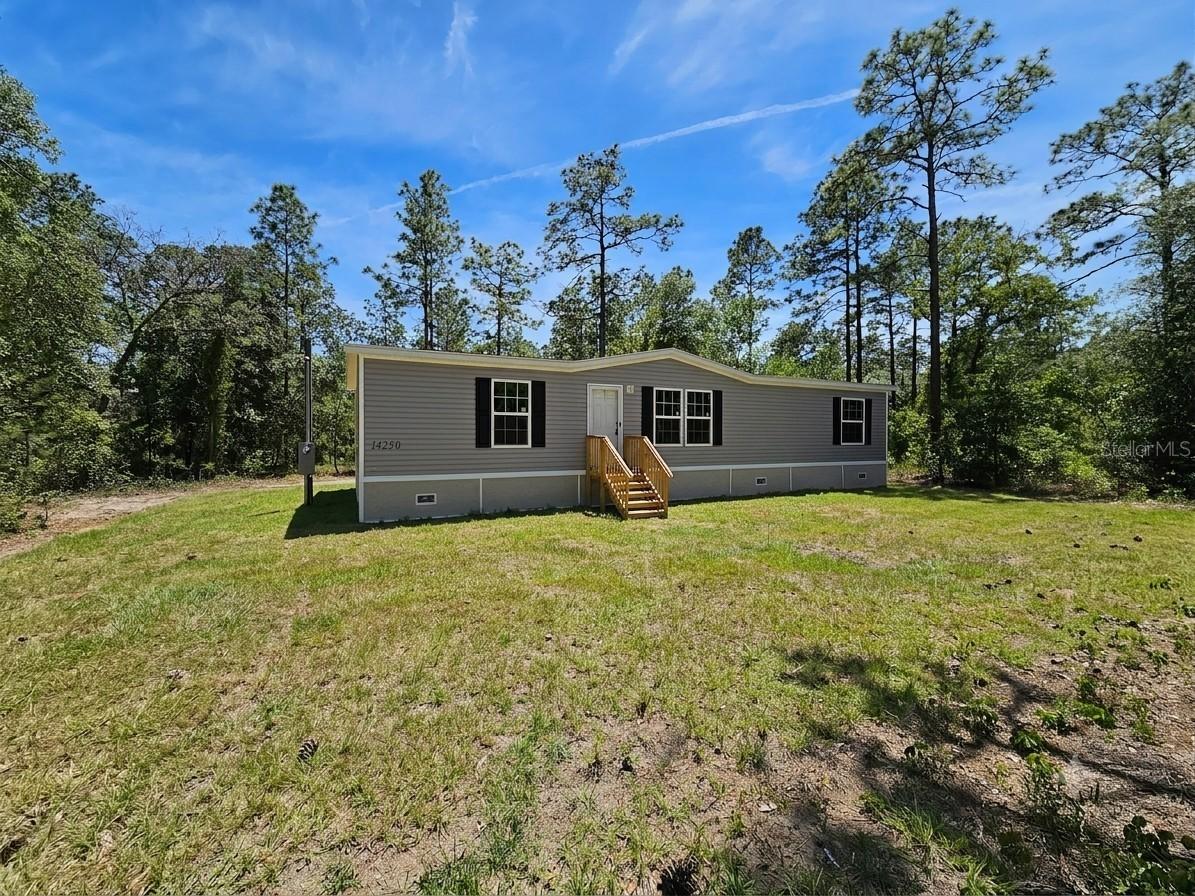 14230 SE 20th St., Morriston, FL 32668