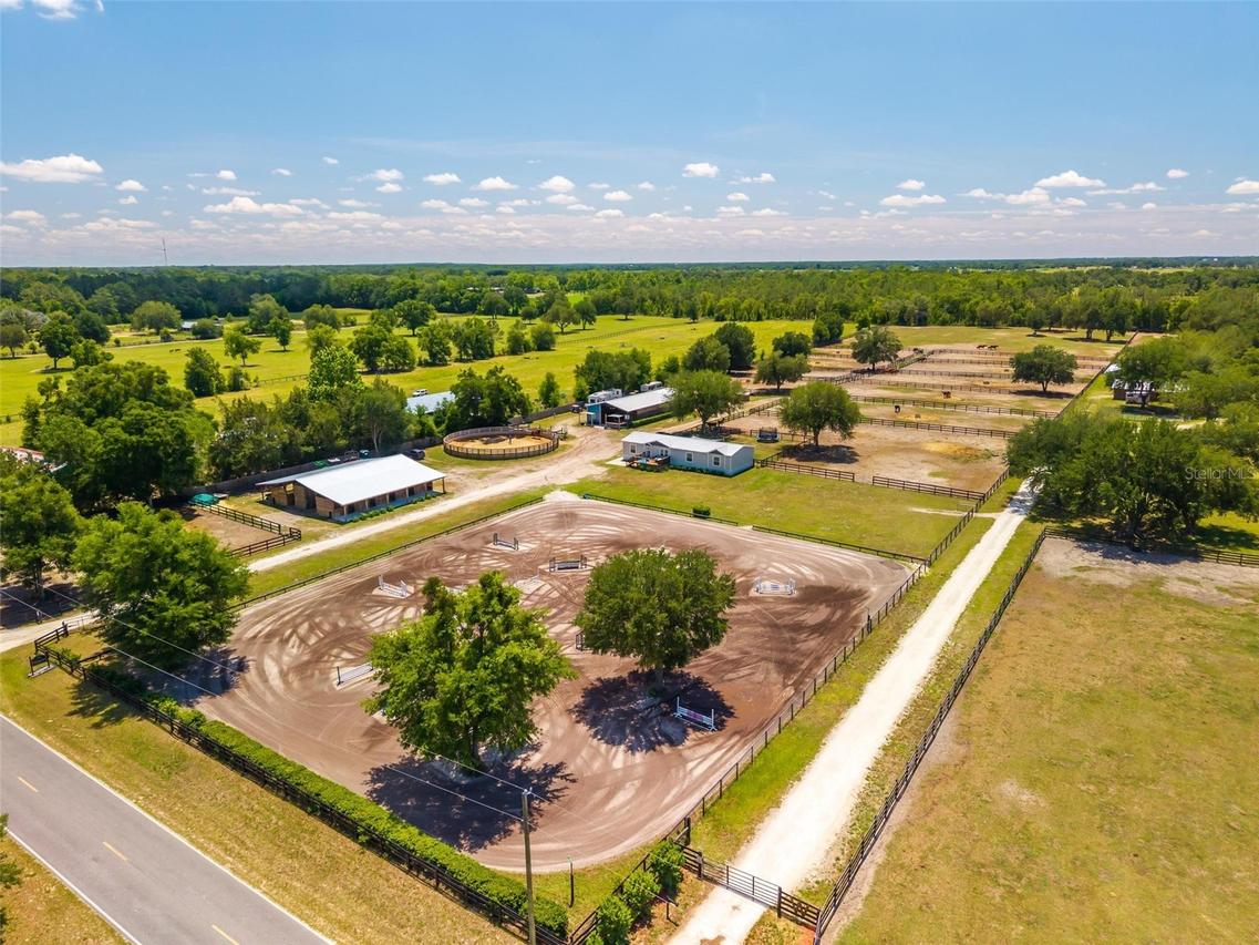 18350 SE 42nd Pl., Morriston, FL 32668