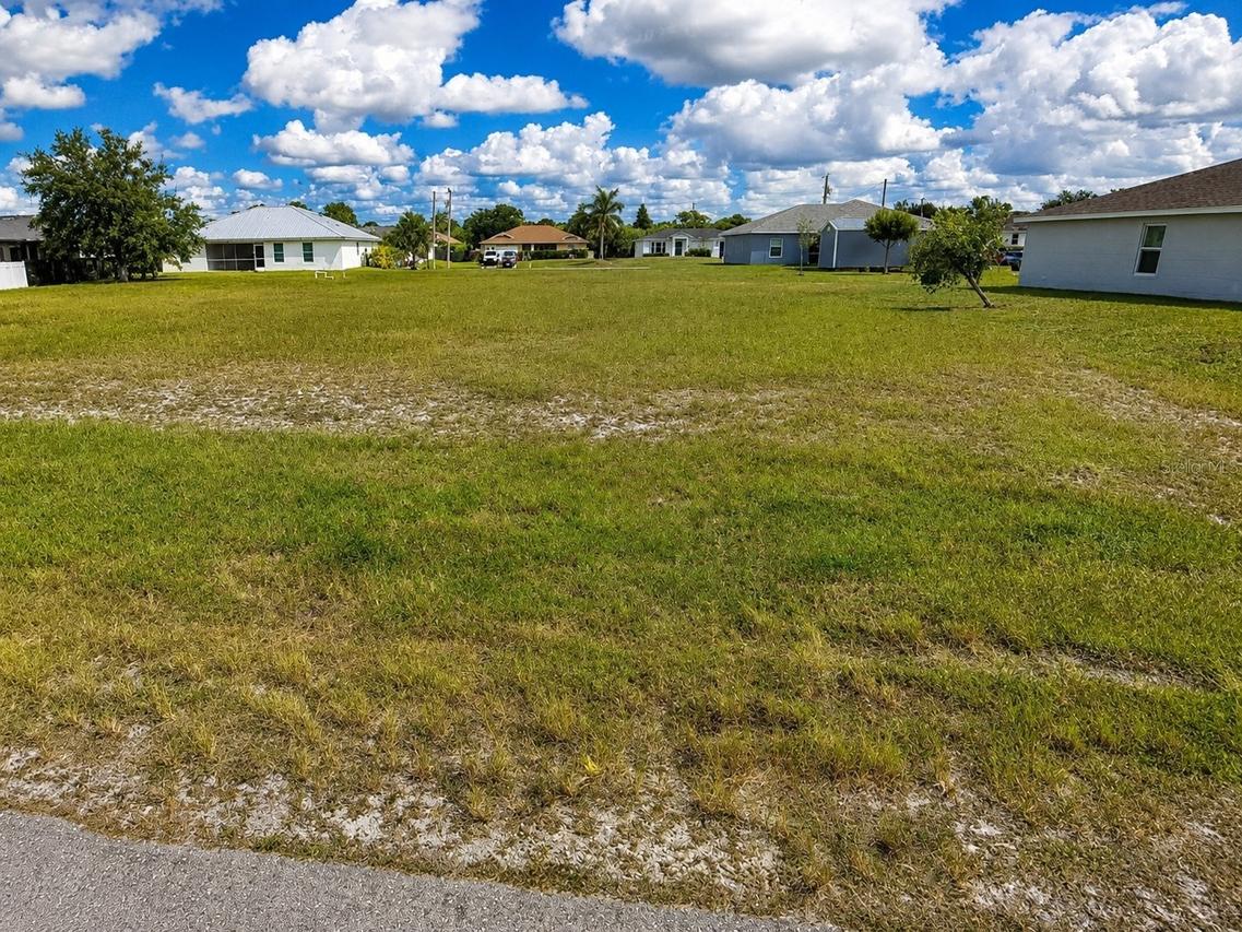 3813 NE 23rd Ave., Cape Coral, FL 33909