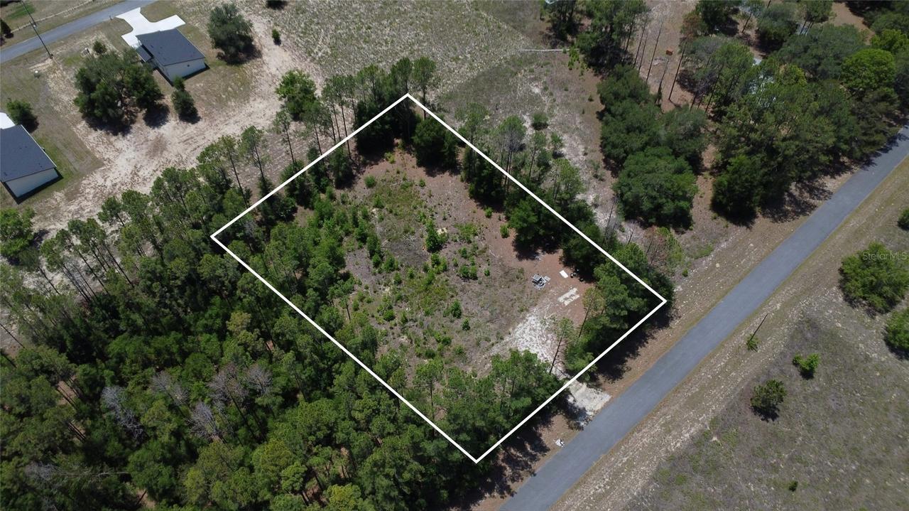 17950 SE 60th Ln., Morriston, FL 32668