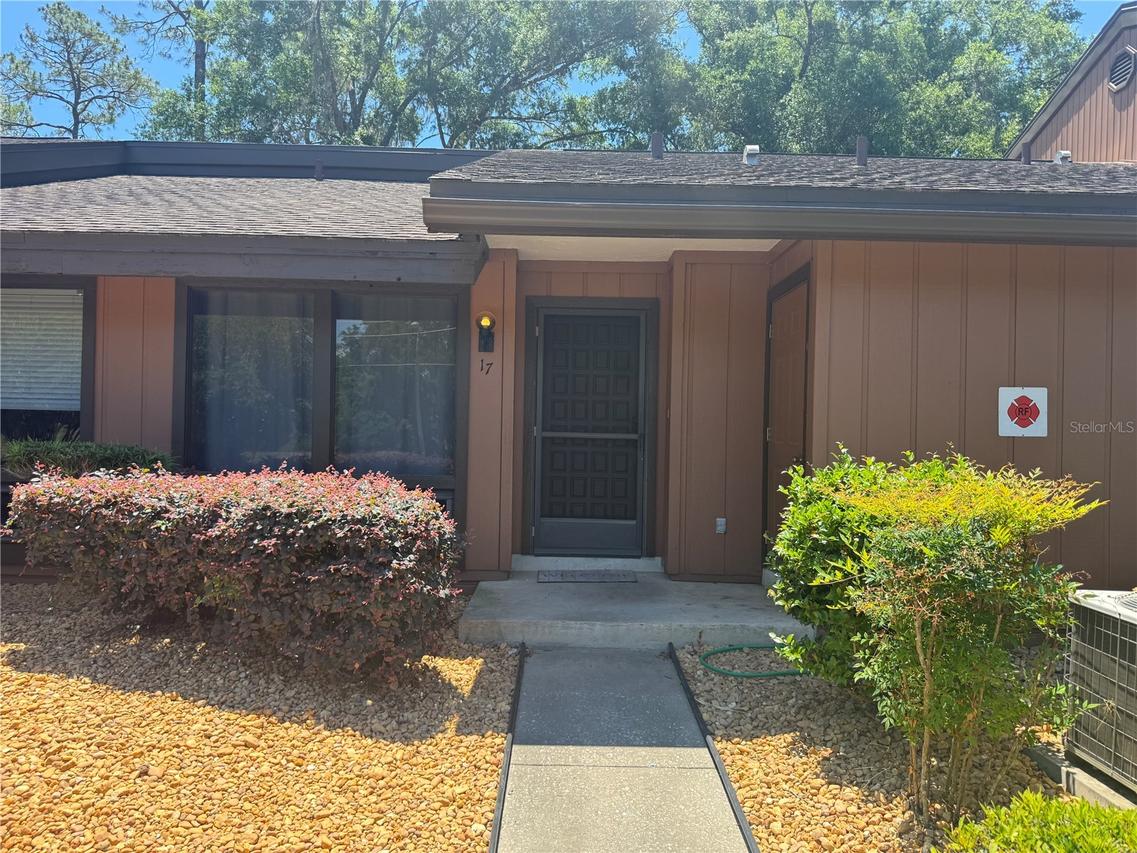 19660 SW 83rd Place Rd. #C17, Dunnellon, FL 34432