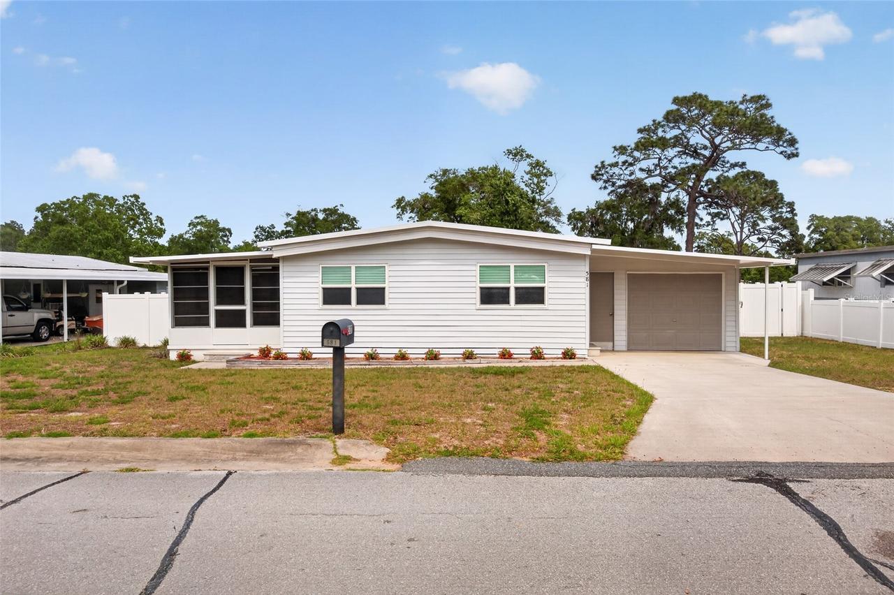 581 NE 64th Ave., Ocala, FL 34470