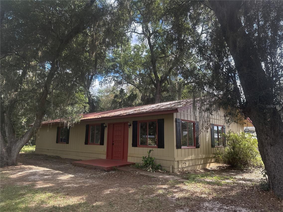 11345 SE 188th Ave., Ocklawaha, FL 32179