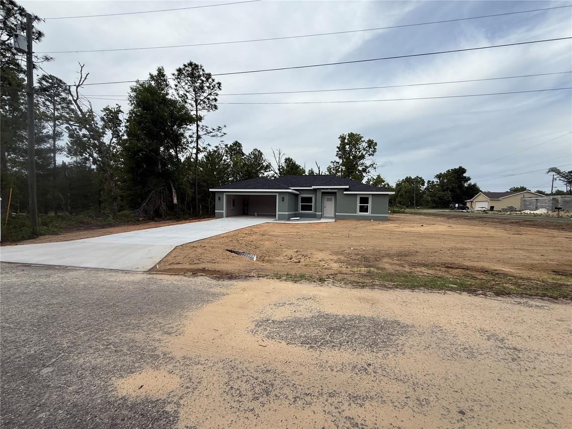 3 Guava Place Dr., Ocklawaha, FL 32179