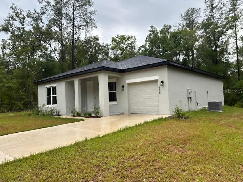 524 E Avondale Dr., Dunnellon, FL 34434