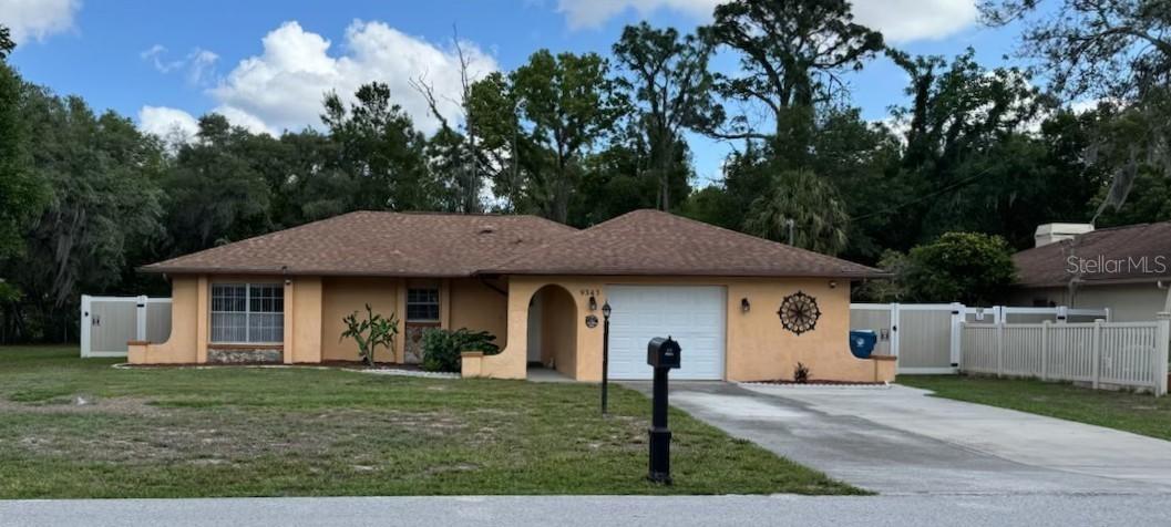 9343 Belvedere St., Spring Hill, FL 34608