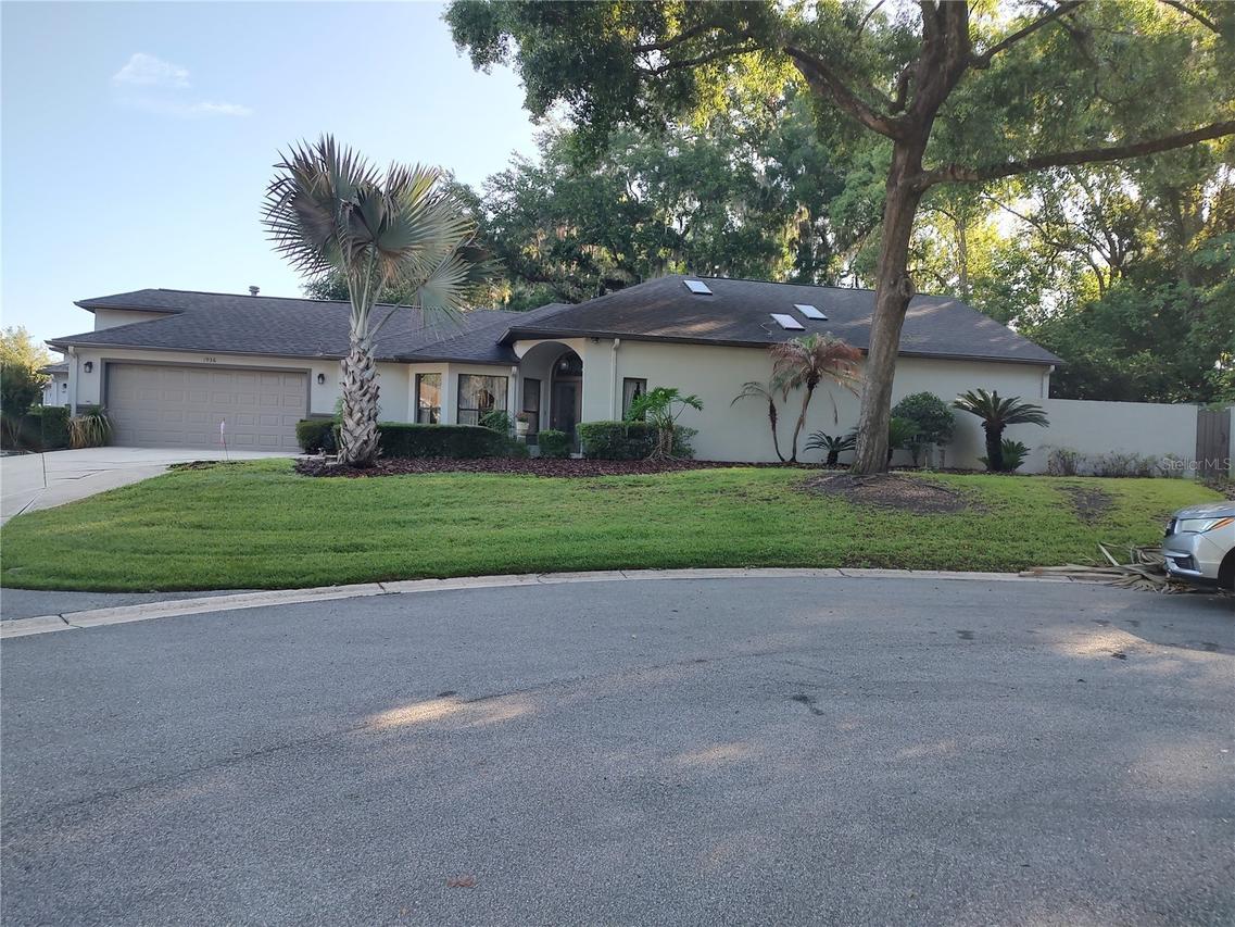 1936 SE Clatter Bridge Rd., Ocala, FL 34471