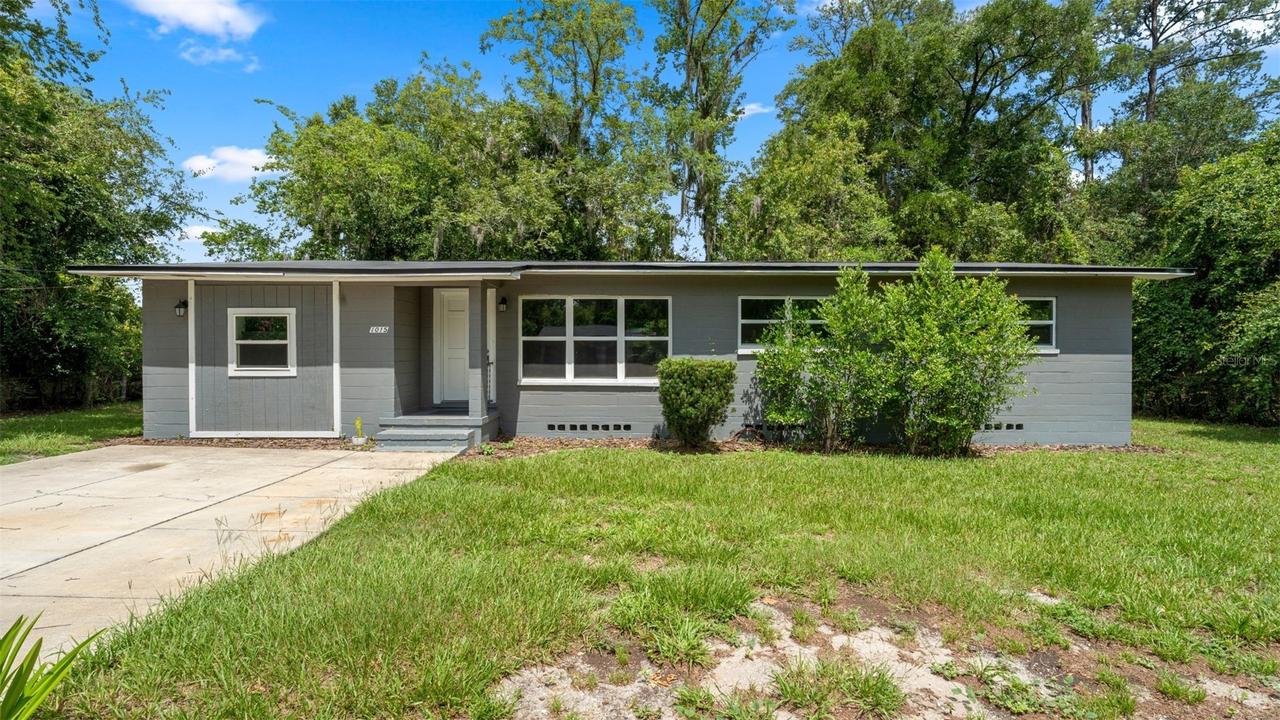 1015 SE 10th Ter., Gainesville, FL 32601