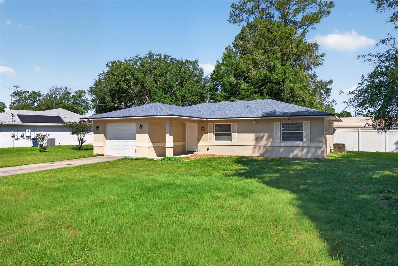 44 Redwood Rd., Ocala, FL 34472