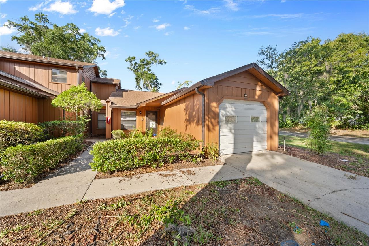 2701 NE 10th St. #101, Ocala, FL 34470