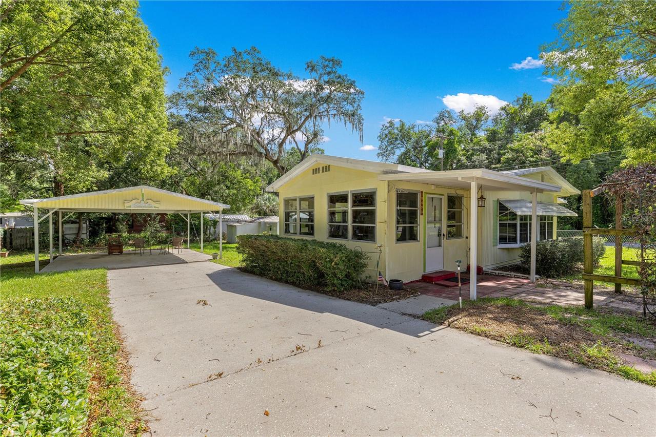 10495 SE 130th Ln., Ocklawaha, FL 32179