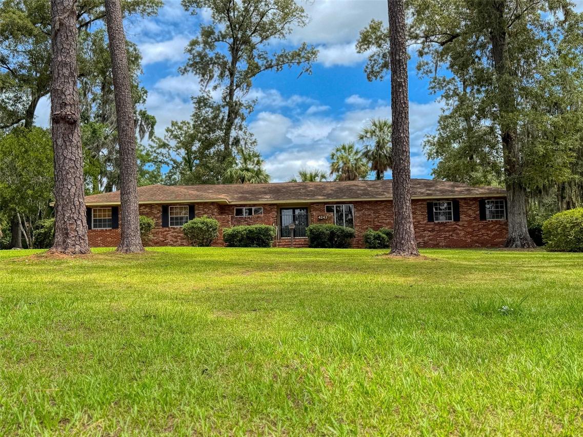 4243 SE 8th St., Ocala, FL 34471