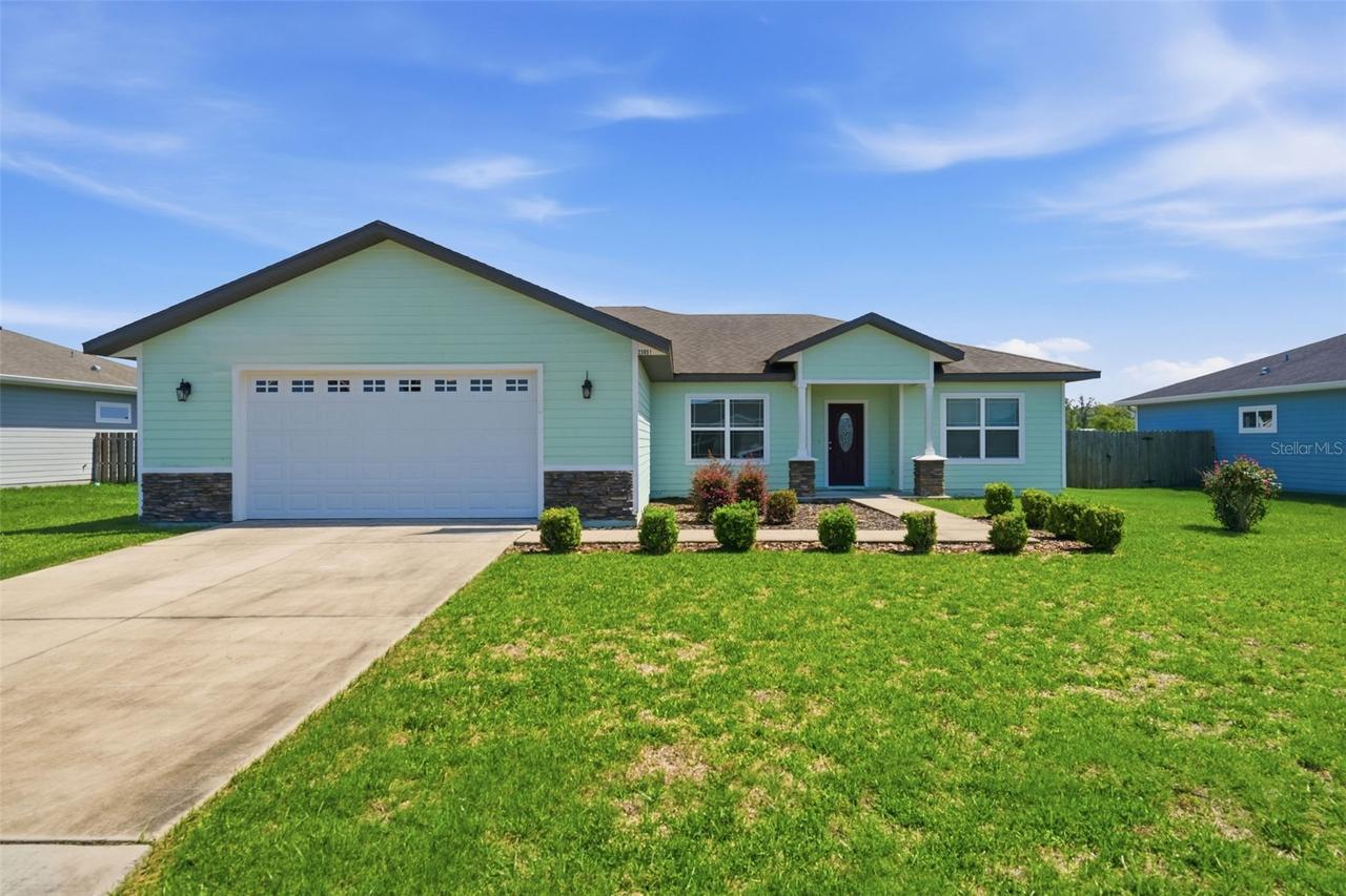 23051 NW 4th Pl., Newberry, FL 32669